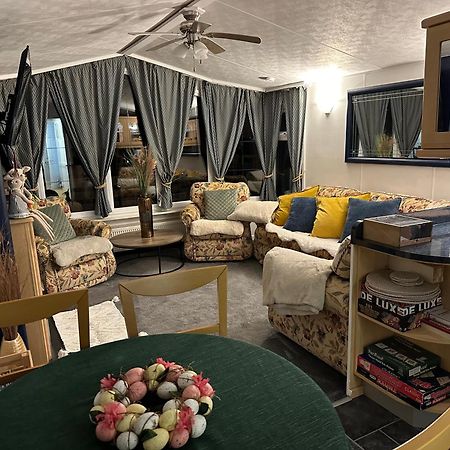 Caravan Rabbit House No 81 At Three Lochs Holiday Park Ньютон Стюарт Экстерьер фото