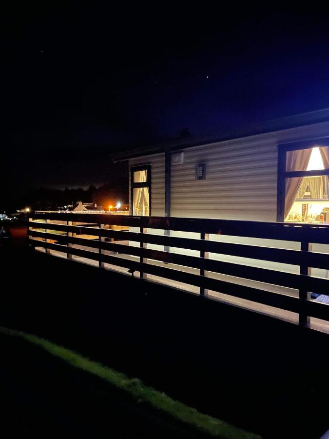 Caravan Rabbit House No 81 At Three Lochs Holiday Park Ньютон Стюарт Экстерьер фото